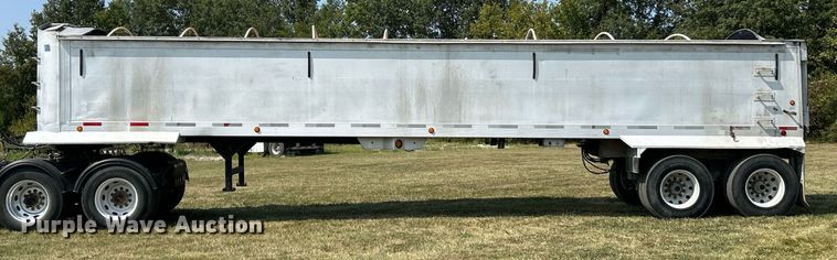 image for item EK3294 2006 Travis T/90 end dump trailer