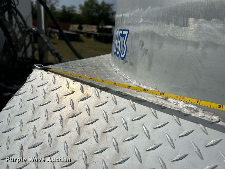 image for item EK3294 2006 Travis T/90 end dump trailer