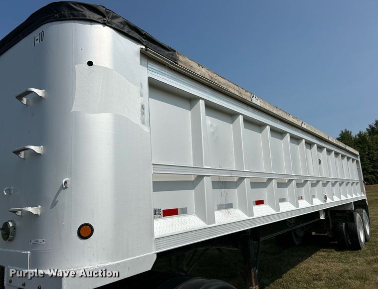 image for item EK3295 2005 Trailstar end dump trailer
