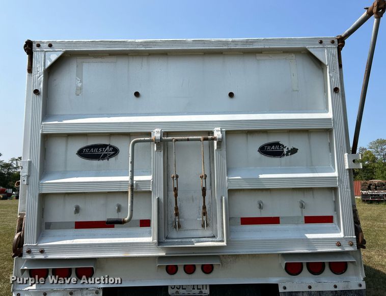 image for item EK3295 2005 Trailstar end dump trailer