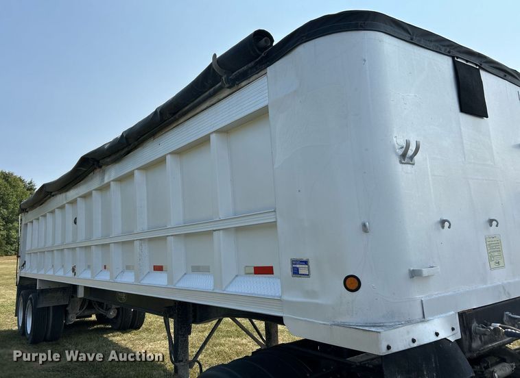 image for item EK3295 2005 Trailstar end dump trailer
