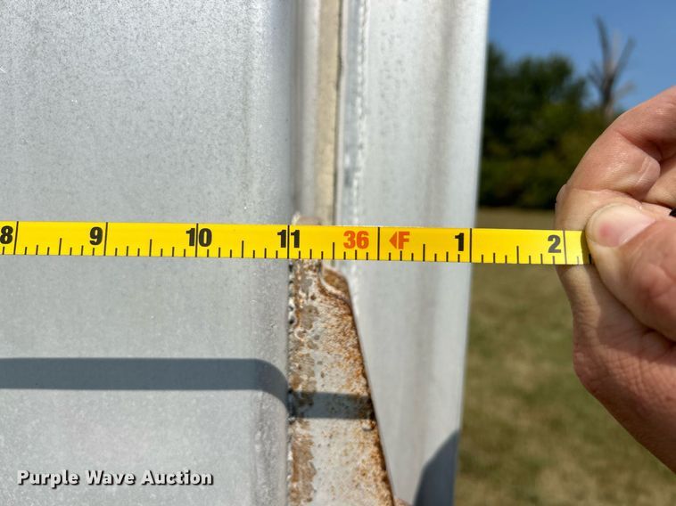 image for item EK3295 2005 Trailstar end dump trailer