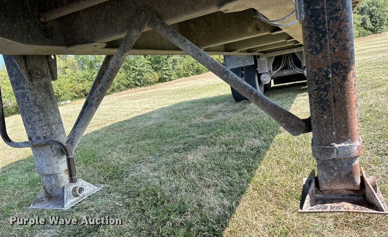 image for item EK3295 2005 Trailstar end dump trailer