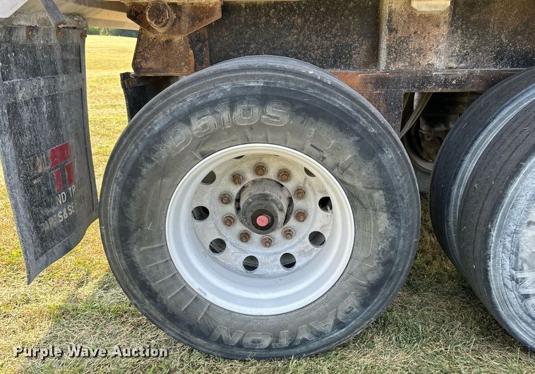 image for item EK3295 2005 Trailstar end dump trailer