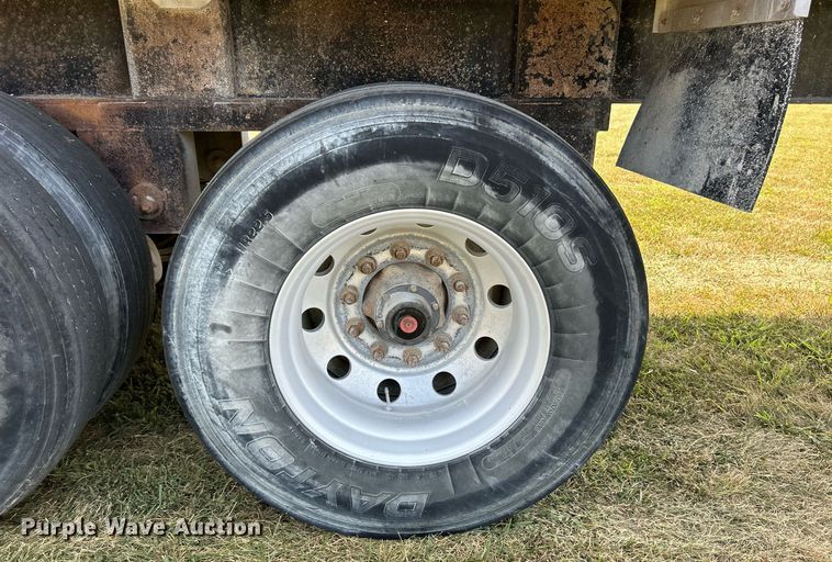 image for item EK3295 2005 Trailstar end dump trailer