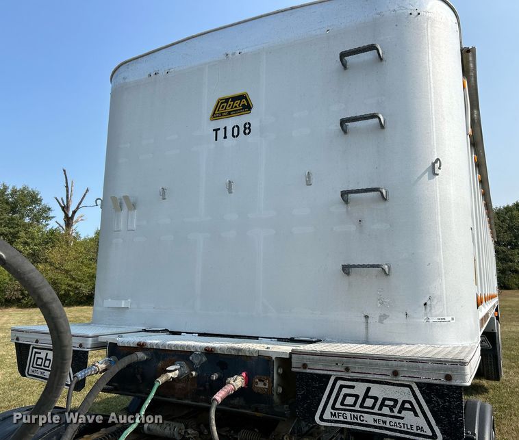 image for item EK3296 2000 Cobra  end dump trailer