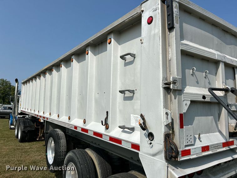 image for item EK3296 2000 Cobra  end dump trailer