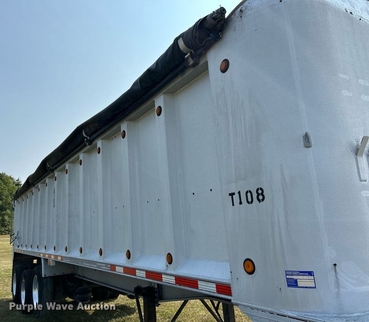 image for item EK3296 2000 Cobra  end dump trailer