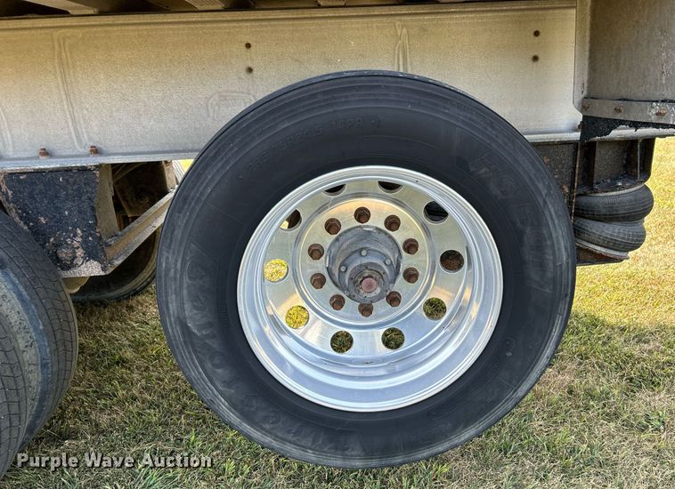 image for item EK3296 2000 Cobra  end dump trailer