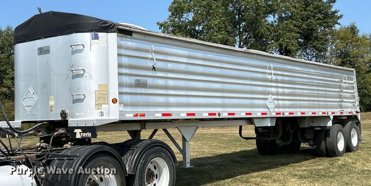 image for item EK3297 2008 Travis end dump trailer
