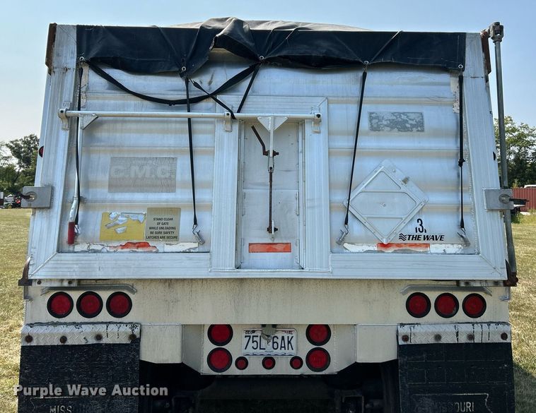 image for item EK3297 2008 Travis end dump trailer