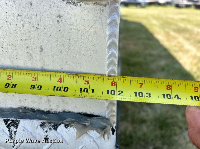 image for item EK3297 2008 Travis end dump trailer