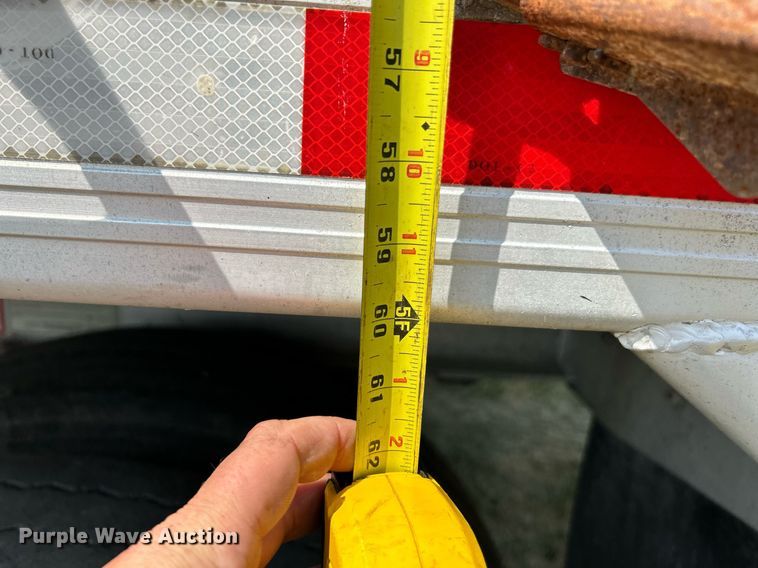 image for item EK3297 2008 Travis end dump trailer