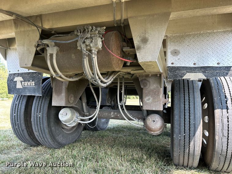 image for item EK3297 2008 Travis end dump trailer