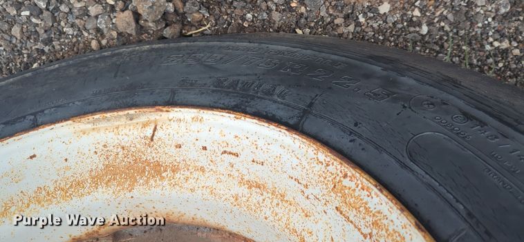 image for item EQ2077 1990 Road Systems Trailers dry van trailer