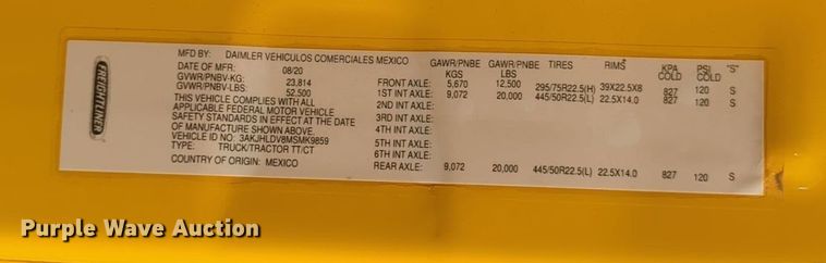 image for item EQ2154 2021 Freightliner Cascadia 126 semi truck