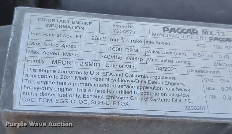 image for item EQ2158 2022 Kenworth  T680 semi truck