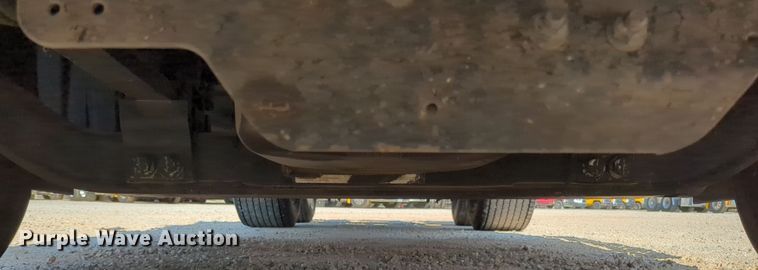 image for item EQ2164 2021 Freightliner  Cascadia 126 semi truck