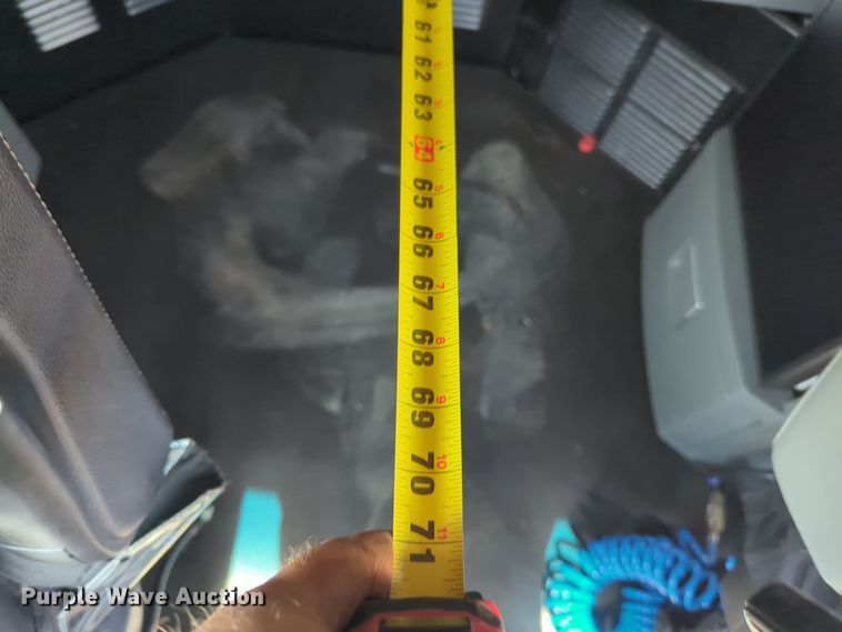 image for item EQ2168 2021 Kenworth  T680 semi truck