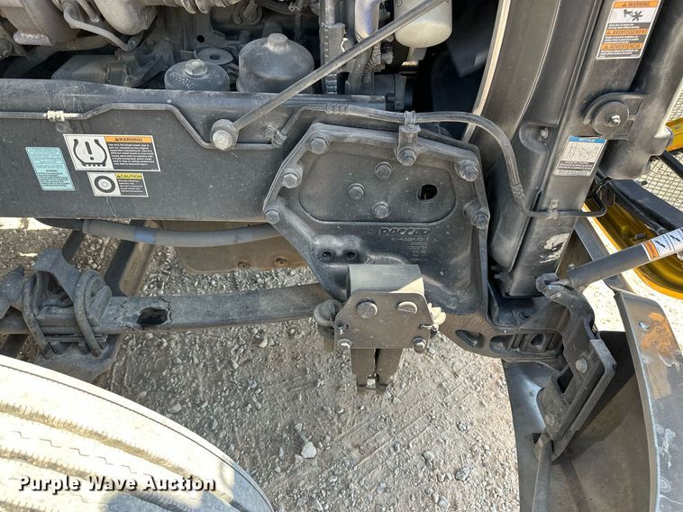 image for item EQ2169 2022 Kenworth  T680 semi truck