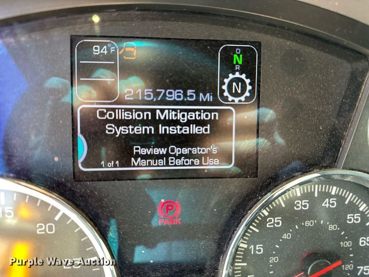 image for item EQ2175 2022 Kenworth  T680 semi truck