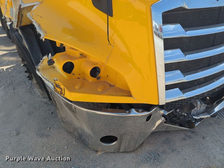 image for item EQ2177 2024 Freightliner  Cascadia 126 semi truck