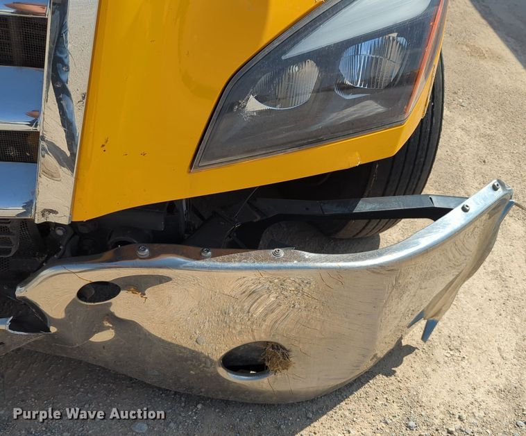 image for item EQ2177 2024 Freightliner  Cascadia 126 semi truck