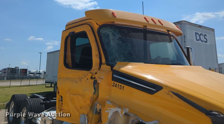 image for item EQ2177 2024 Freightliner  Cascadia 126 semi truck