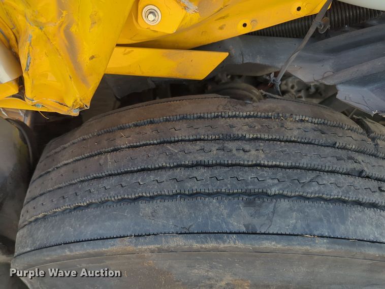 image for item EQ2177 2024 Freightliner  Cascadia 126 semi truck