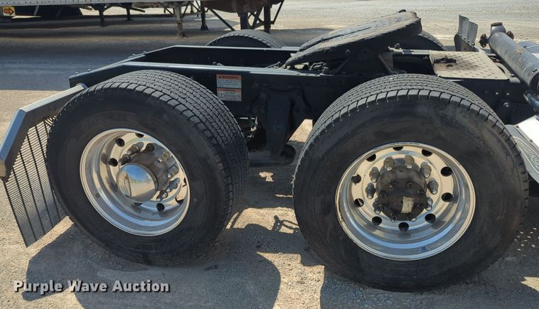 image for item EQ2177 2024 Freightliner  Cascadia 126 semi truck