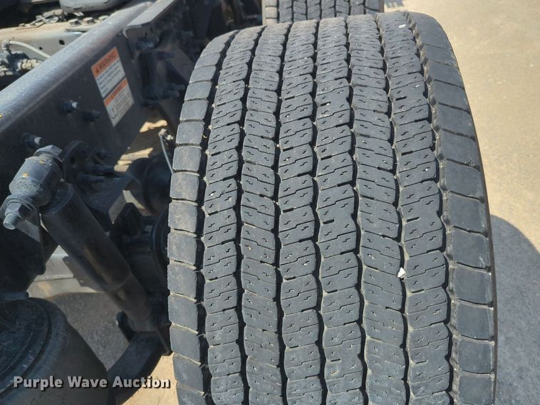 image for item EQ2177 2024 Freightliner  Cascadia 126 semi truck