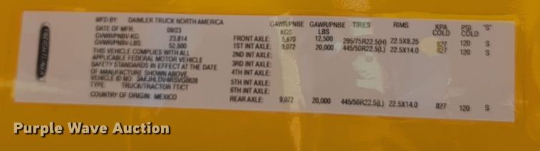 image for item EQ2177 2024 Freightliner  Cascadia 126 semi truck