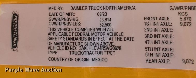 image for item EQ2177 2024 Freightliner  Cascadia 126 semi truck