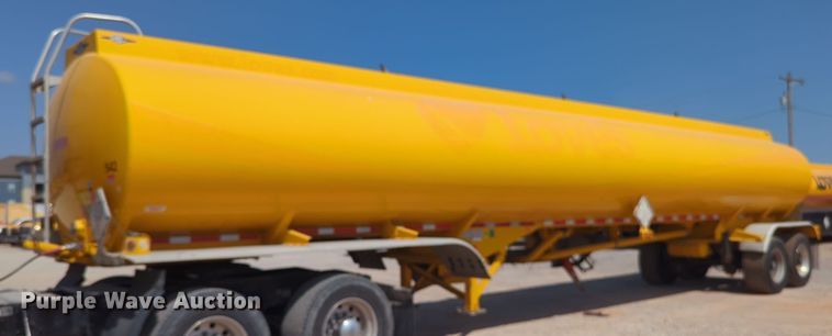 image for item EQ2181 2006 Beall BAST-96-3-SB tank trailer