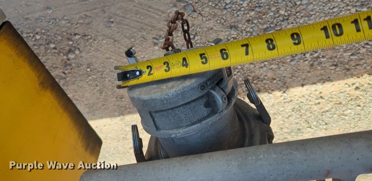 image for item EQ2181 2006 Beall BAST-96-3-SB tank trailer