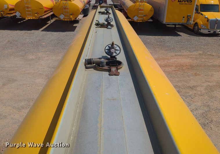 image for item EQ2181 2006 Beall BAST-96-3-SB tank trailer