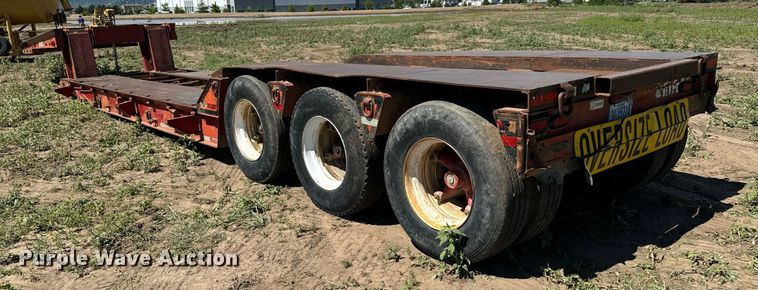 image for item LG9019 1980 Hyster lowboy equipment trailer