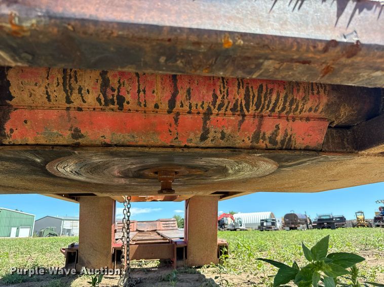 image for item LG9019 1980 Hyster lowboy equipment trailer