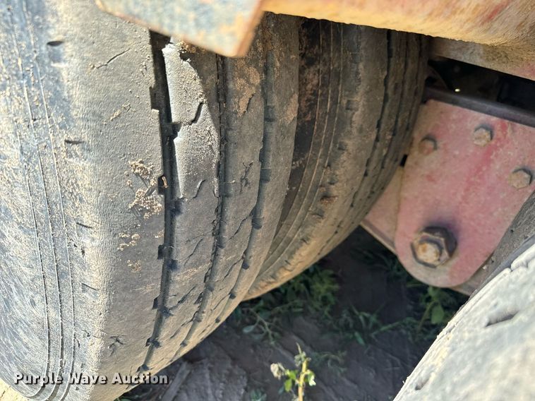 image for item LG9019 1980 Hyster lowboy equipment trailer