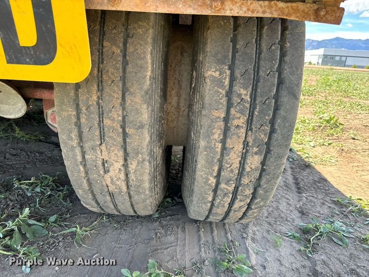 image for item LG9019 1980 Hyster lowboy equipment trailer