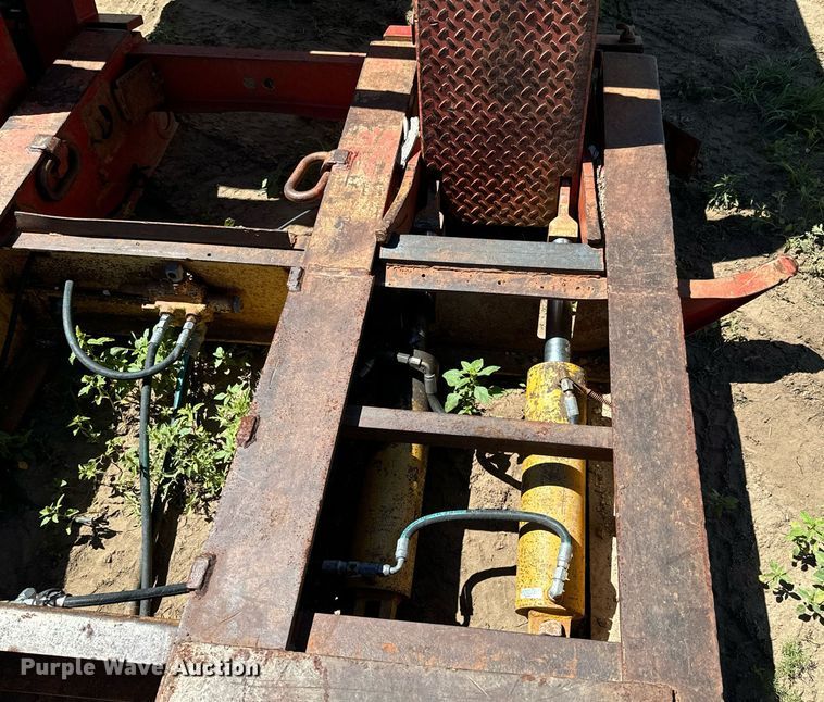 image for item LG9019 1980 Hyster lowboy equipment trailer