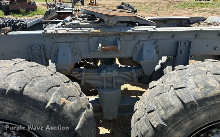 image for item LG9030 1980 AM General M916 winch truck