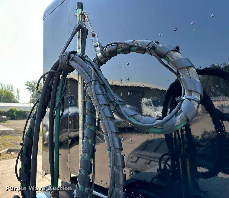 image for item LR9472 1979 Peterbilt 359 semi truck