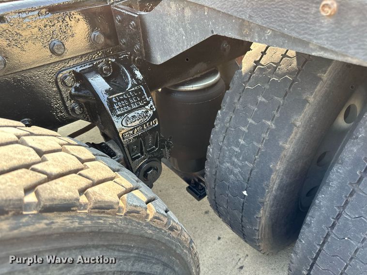 image for item LR9472 1979 Peterbilt 359 semi truck