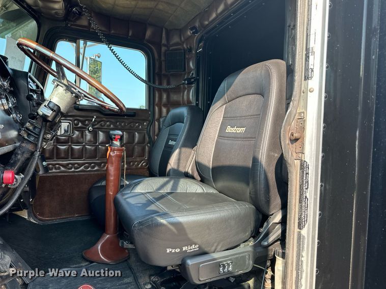 image for item LR9472 1979 Peterbilt 359 semi truck