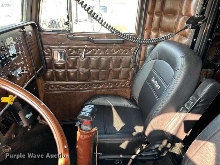 image for item LR9472 1979 Peterbilt 359 semi truck