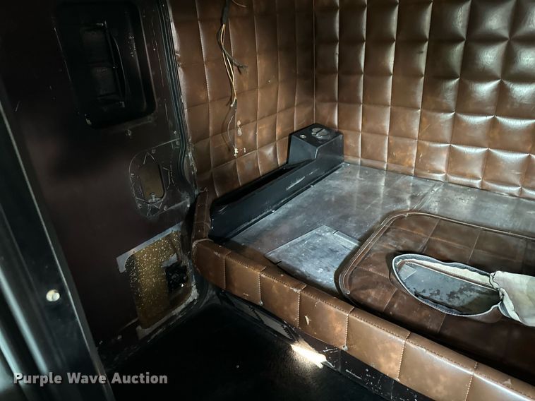 image for item LR9472 1979 Peterbilt 359 semi truck