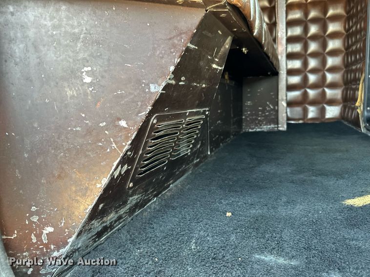 image for item LR9472 1979 Peterbilt 359 semi truck