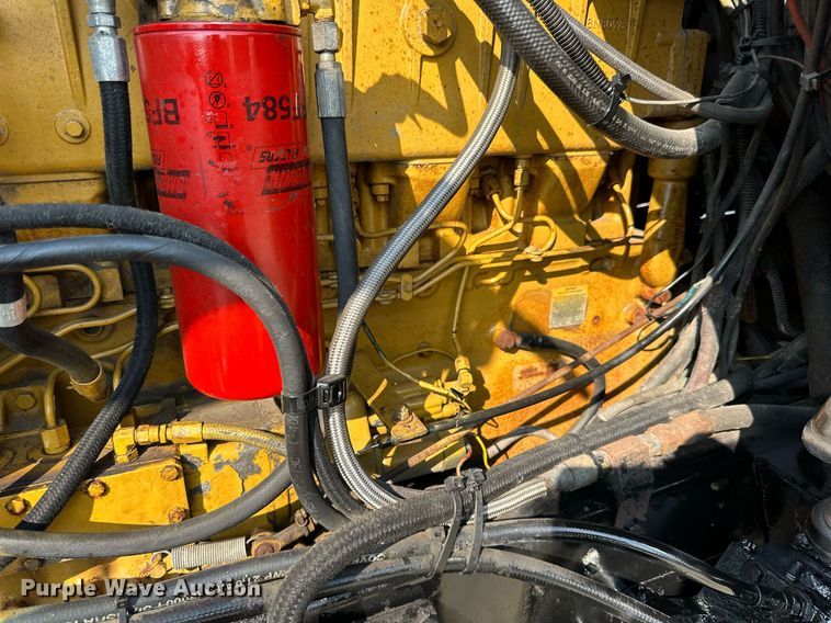 image for item LR9472 1979 Peterbilt 359 semi truck