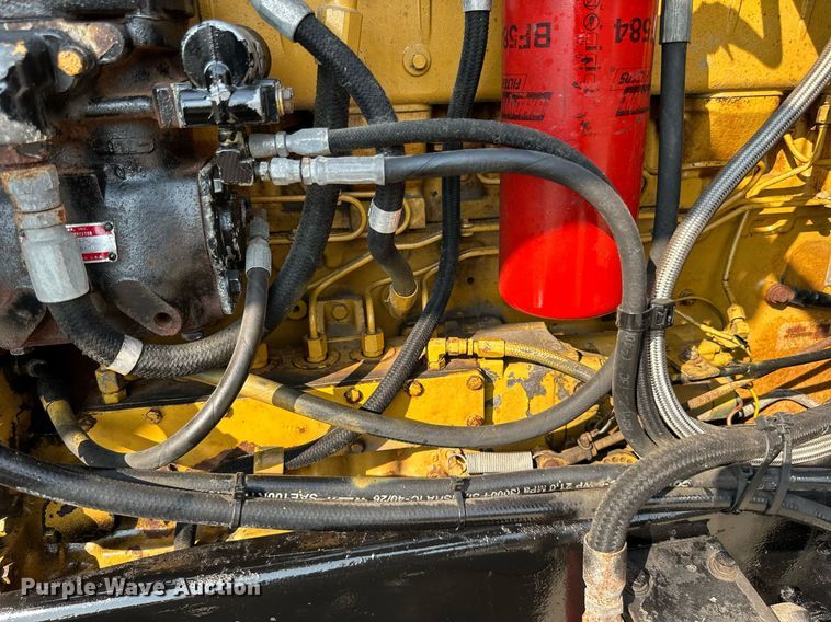 image for item LR9472 1979 Peterbilt 359 semi truck